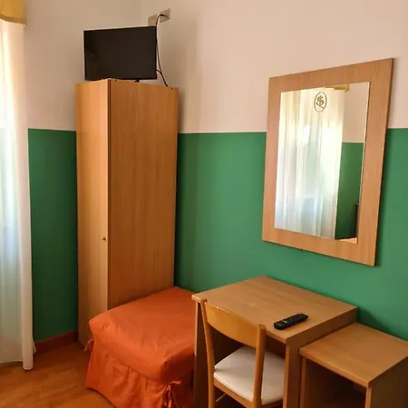 Santa Lucia 4*