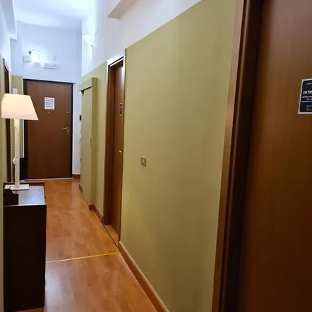 Santa Lucia 4*