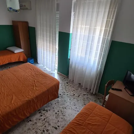 Santa Lucia Πανσιόν